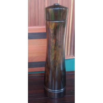 Ebène du Mozambique 127 x 127 x 76 mm